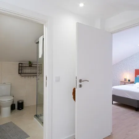 Spacious And Luxury Apartment With Sea View דירה