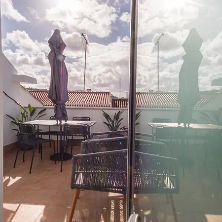 דירה Spacious And Luxury Apartment With Sea View נאזרה